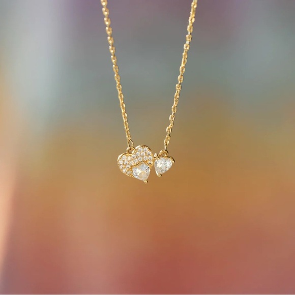 18K Gold-Plated 925 Sterling Silver Zircon Heart Necklace - Picture 3 of 5